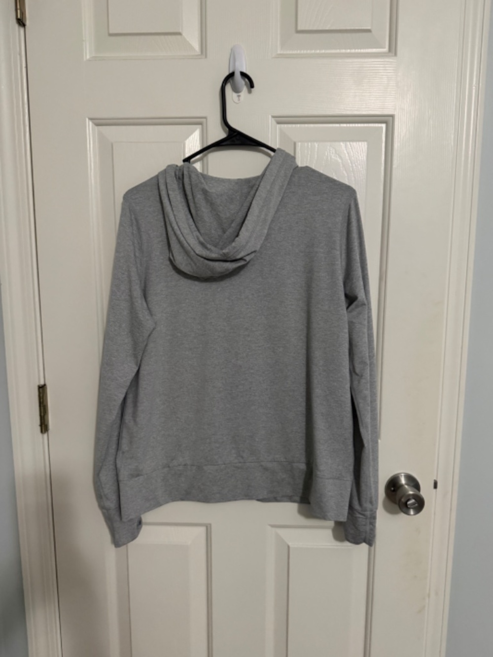 Vuori Halo Performance Hoodie - Size Medium - Picture 2 of 5